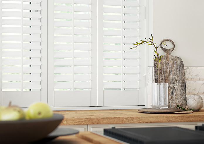 Bromley, Classic White - Full Height Plantation Shutter - Image 5